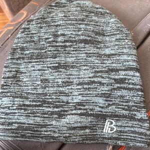 B Logo Men's Knit Beanie - Heathered Teal/Black